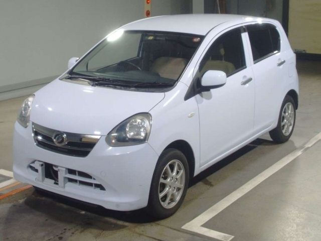 4527 Daihatsu Mira e s LA300S 2013 г. (TAA Hiroshima)